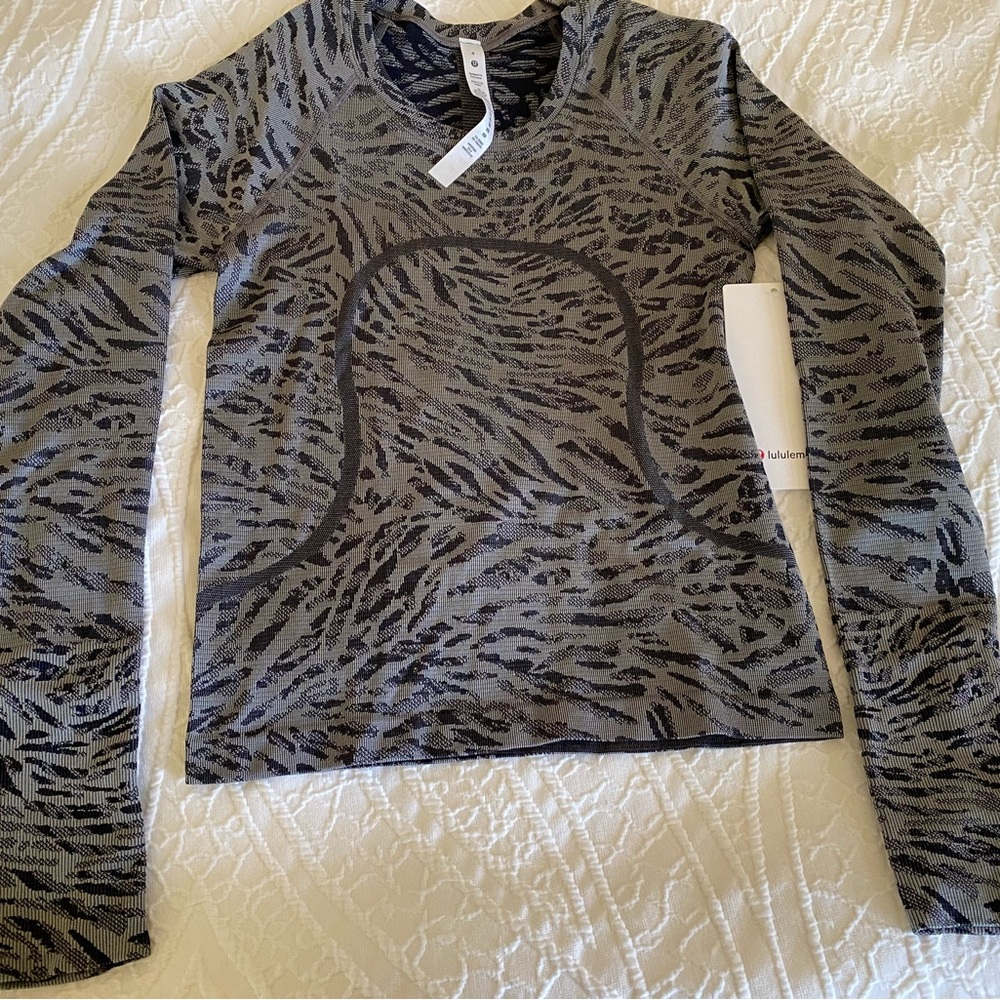 Lululemon Swiftly Tech Long Sleeve Shirt 2.0 *Race Length